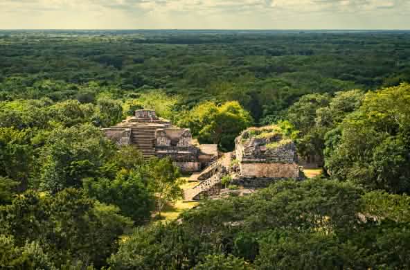 Ruínas maias Ek Balam em Yucatán
