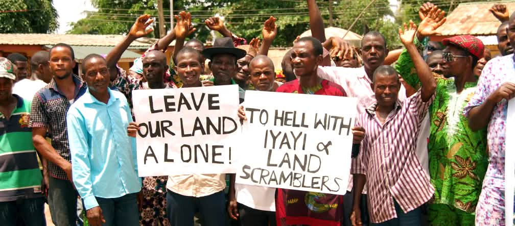Protesto contra a agroindústria de monocultura “Okomu Oil Palm Oil”, na Nigéria Protesto contra a agroindústria de monocultura “Okomu Oil Palm Oil”, na Nigéria