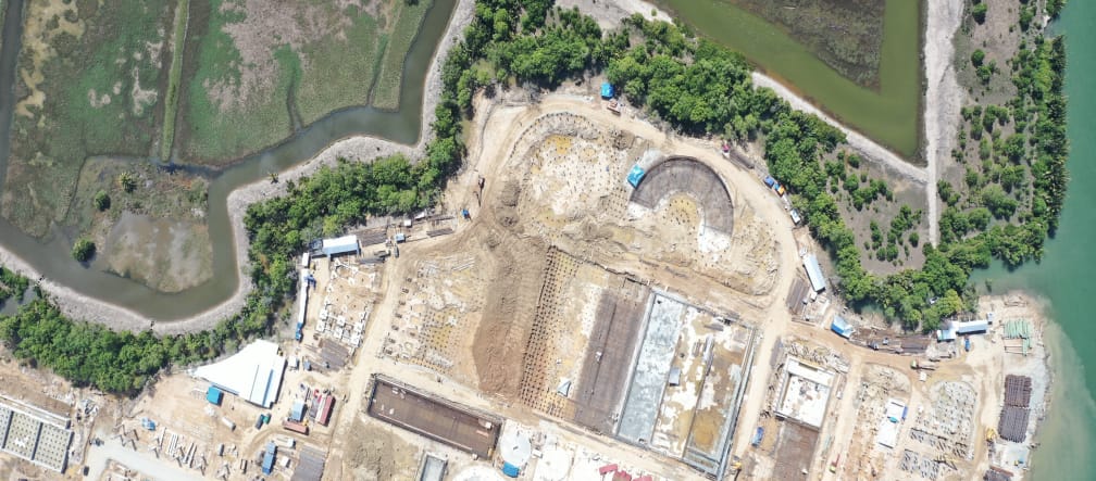 Vista aérea da obra de construção da fábrica de celulose