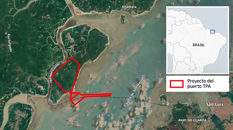 Mapa com a localização dos limites do projeto portuário Grão-Pará Maranhão Mapa com a localização dos limites do projeto portuário Grão-Pará Maranhão mostra, com uma linha vermelha, os limites do empreendimento sobre quase metade de um território verde, coberto de florestas. O território está em uma ilha.