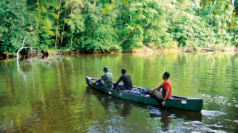 Rio no Parque Nacional de Sapo