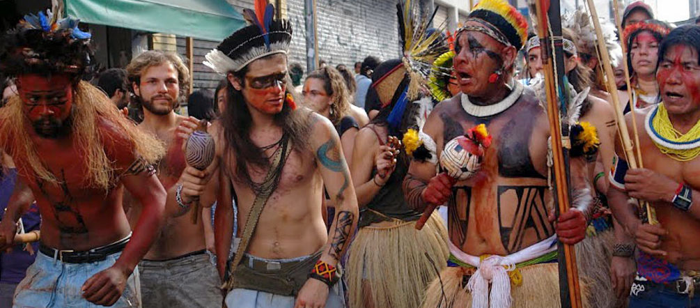 Manifestação contra Belo Monte – os povos indígenas no rio Xingu lutam pelo seu modo de vida